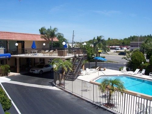 Tarpon Shores Inn ターポン・スプリングス エクステリア 写真