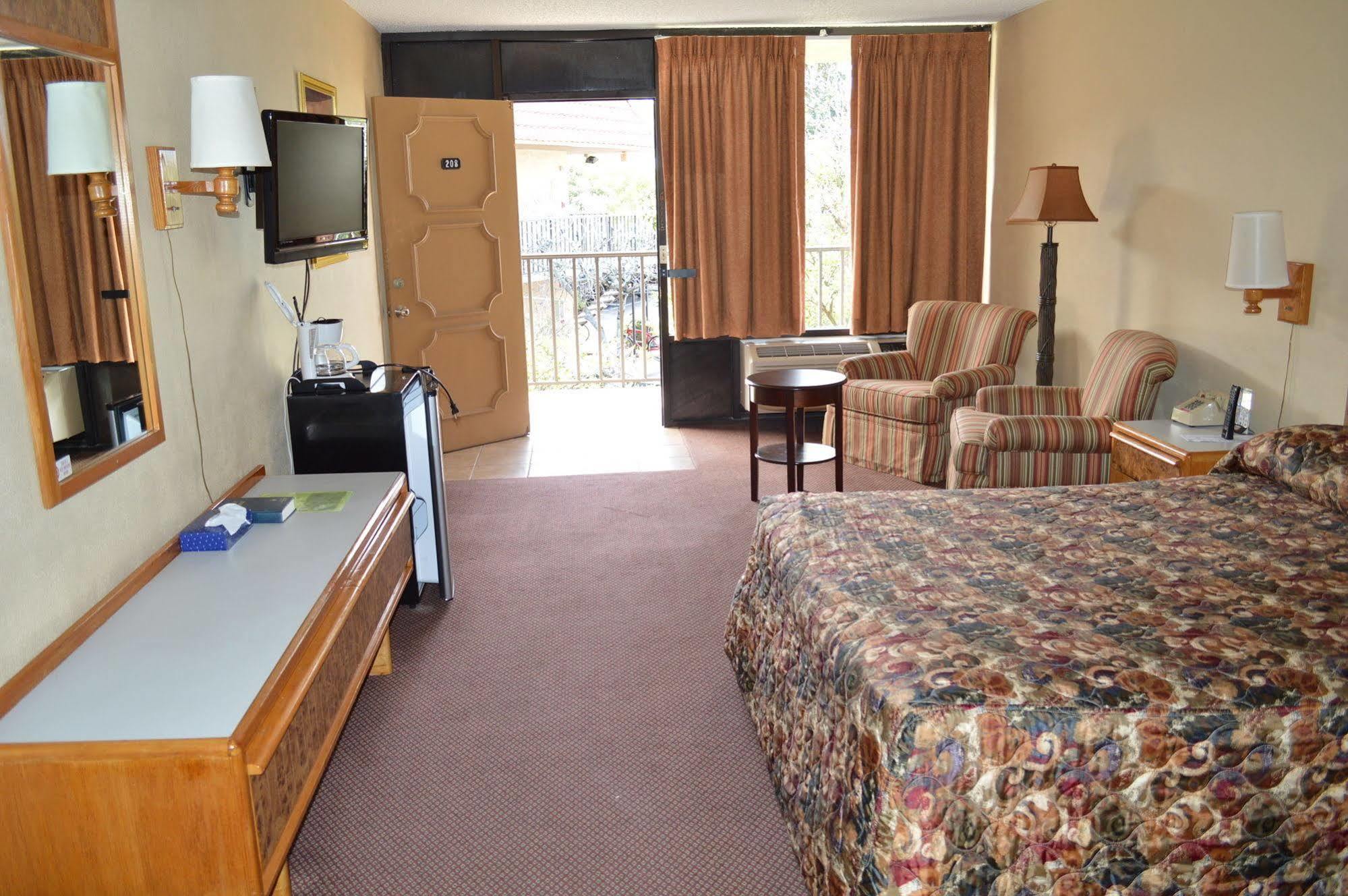 Tarpon Shores Inn ターポン・スプリングス エクステリア 写真